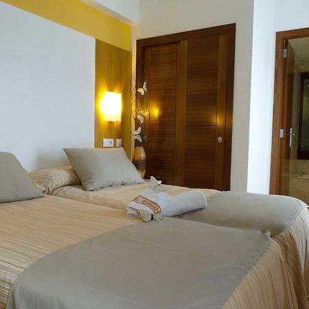 Hostal Ciutadella Ciutadella  Esterno foto
