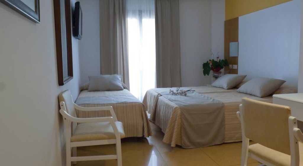 Hostal Ciutadella Ciutadella  Esterno foto