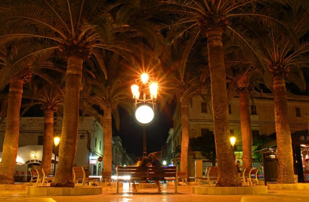 Hostal Ciutadella Ciutadella  Esterno foto