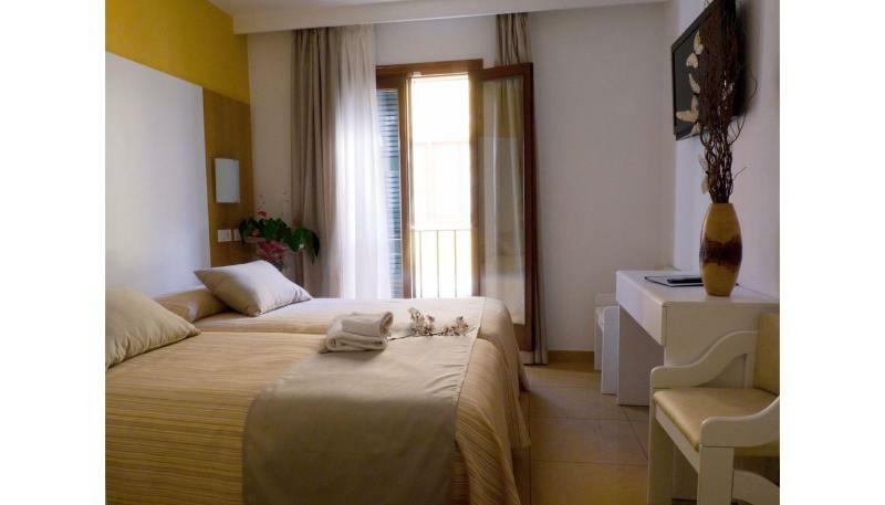 Hostal Ciutadella Ciutadella  Esterno foto